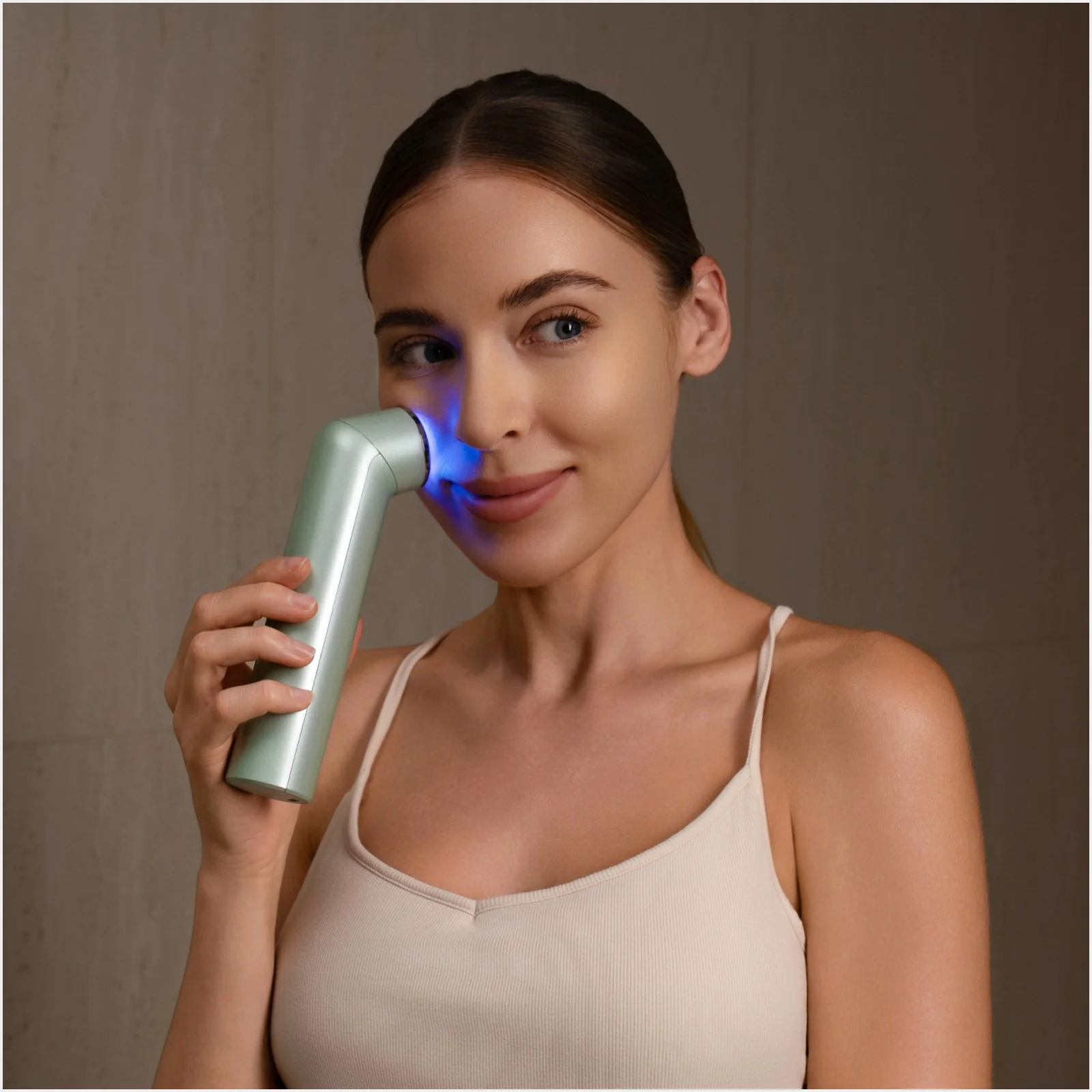 6-in-1 Light Therapy Wand - Image 5